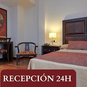 Hotel Las Cabanas